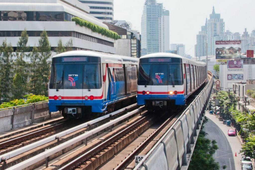 Sense Of London Bts Baring Apartman Bankhlongszamrong Kültér fotó